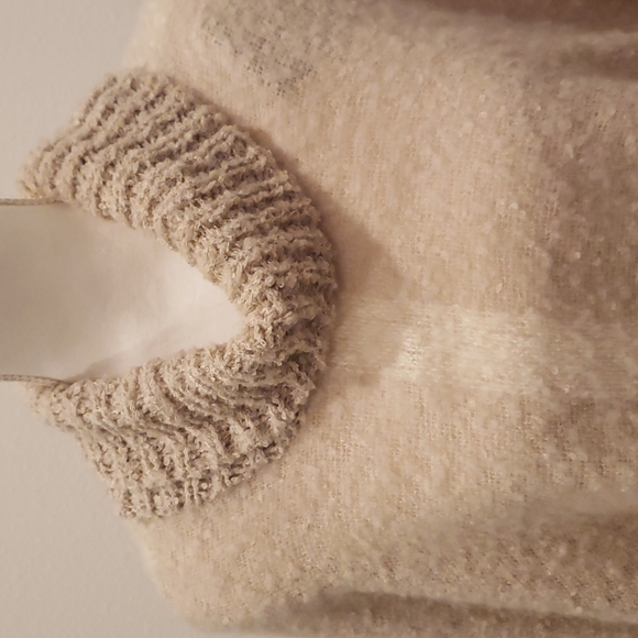 MIXIT, Poncho Tan Sweather Pullover fringes on hem, Size One Size - Picture 2 of 7